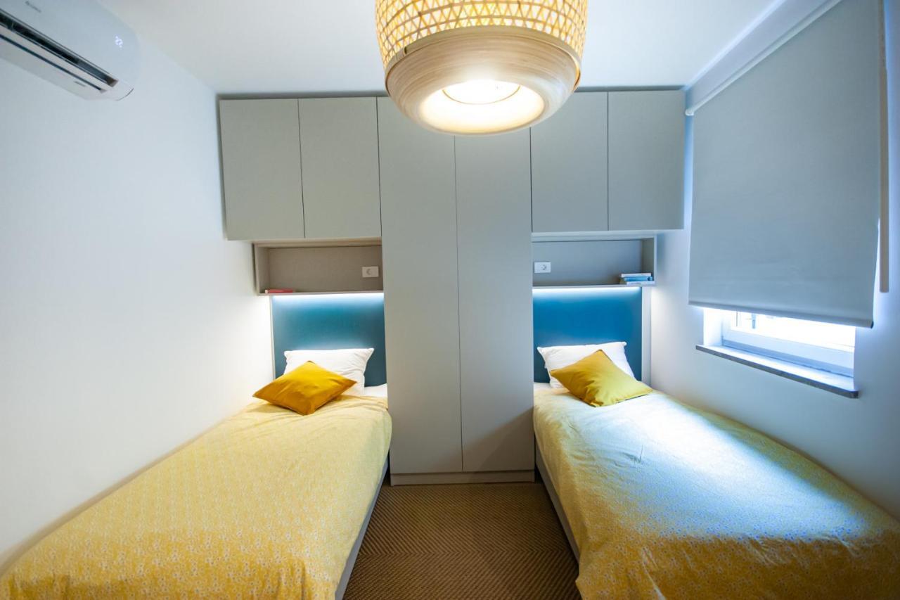 Rainbow Apartment, 科佩尔 外观 照片